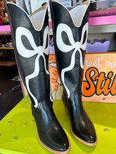 Load image into Gallery viewer, Black &amp; White Bow Boots
